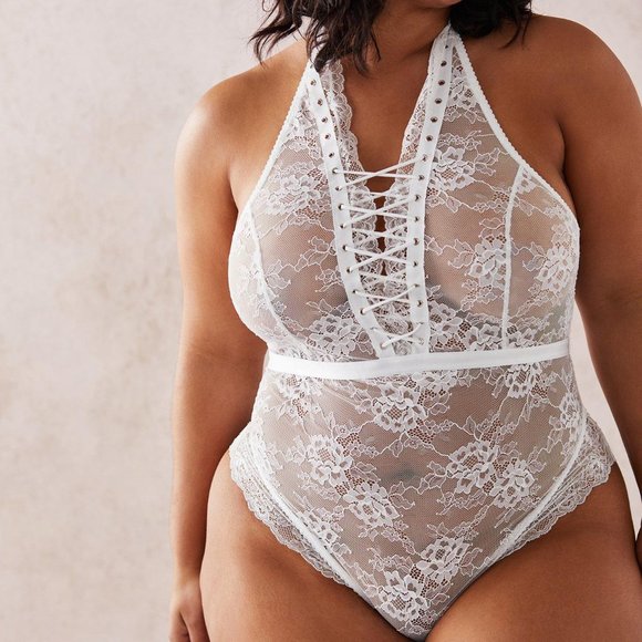 Torrid White Lace-Up Halter Bodysuit NWOT - Picture 1 of 4